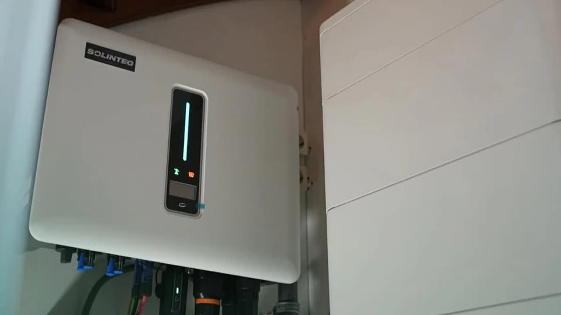 Reclaiming VAT on a home battery: how it works