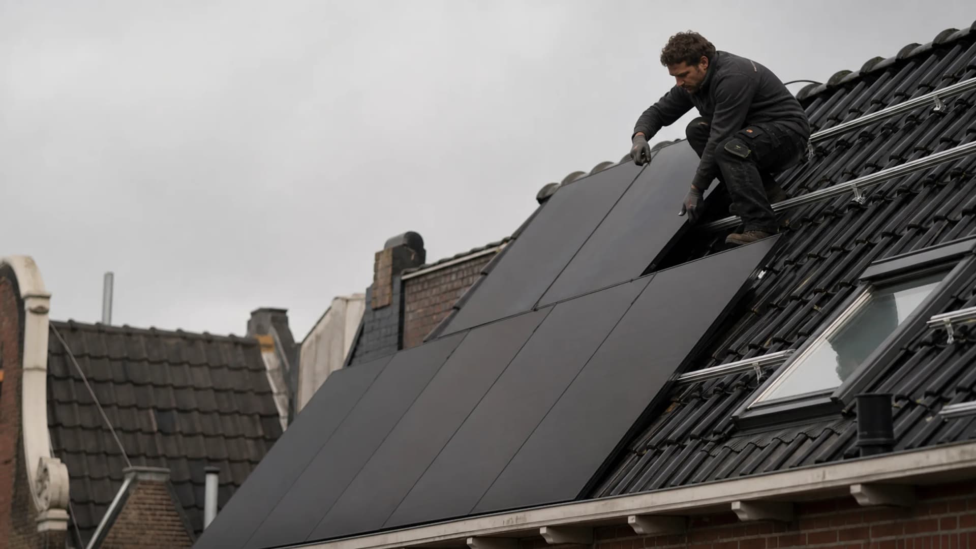 Zonnepanelen op een woning in Haarlem en omgeving